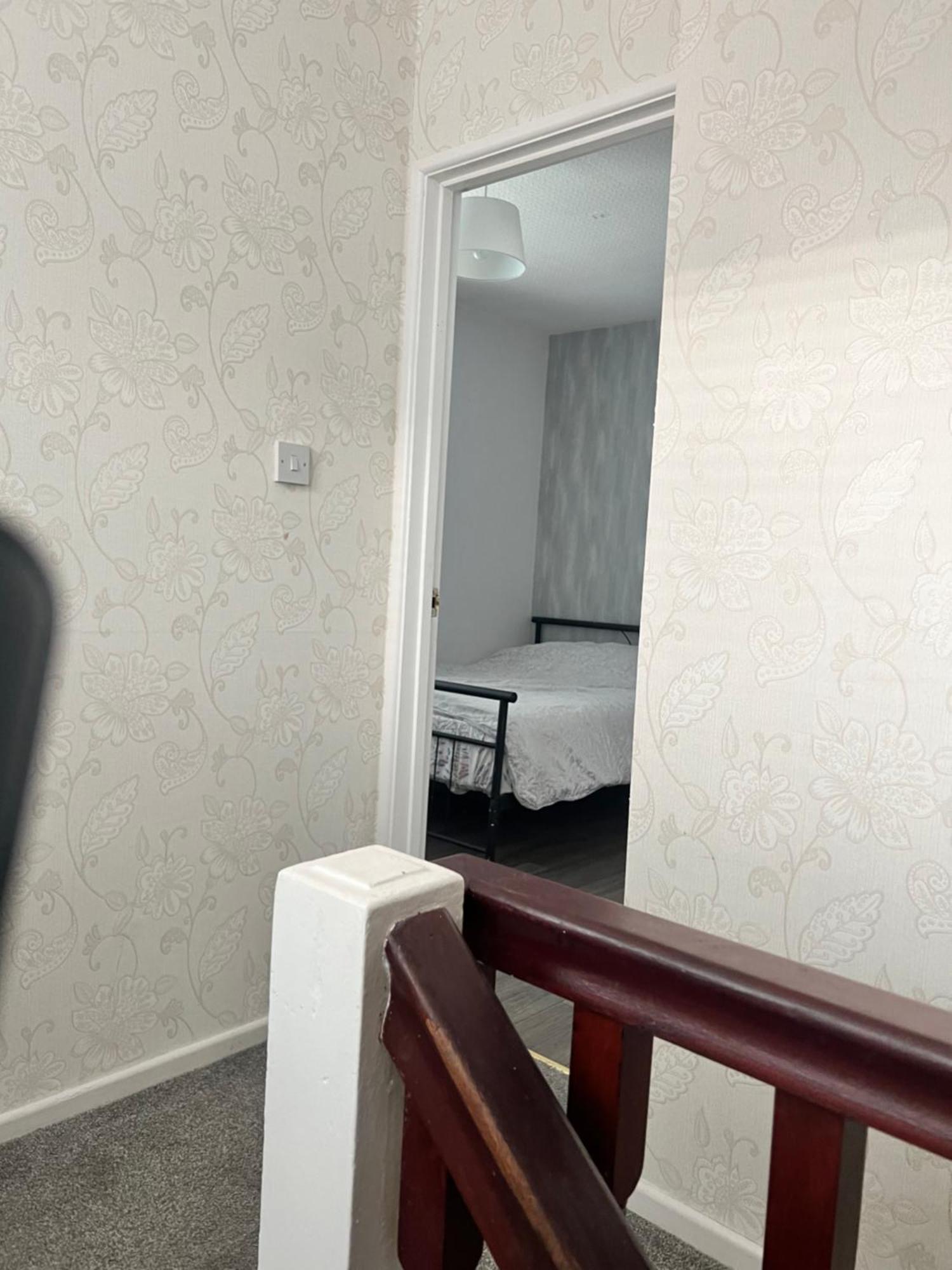 Macs Belfast Single Bedroom Экстерьер фото